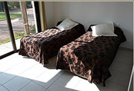 La Ferme Aux Biches Bed & Breakfast Commelle-Vernay Екстериор снимка